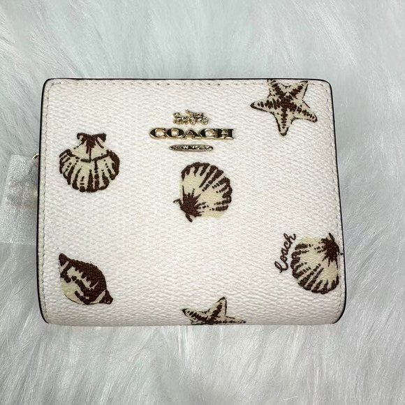 Coach Snap Wallet With Shell Print In Canvas/Gold/Chalk CBO73 NWT - Picture 1 of 7